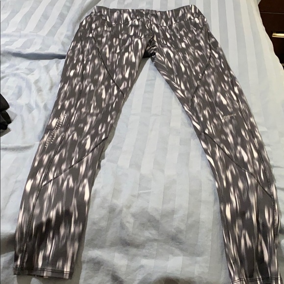 ASICS workout leggings - Picture 3 of 8